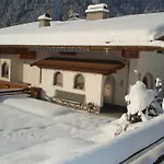 아파트 Haus Larcher