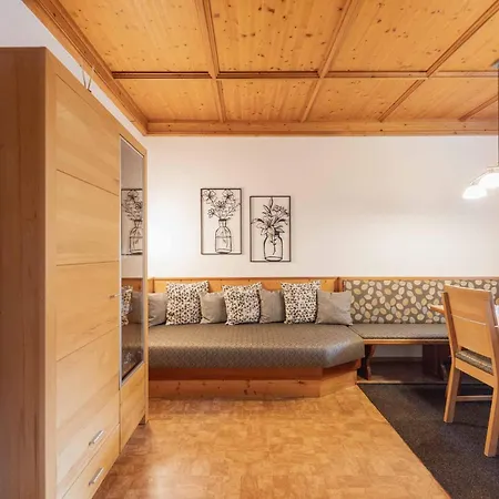 Appartement Haus Larcher